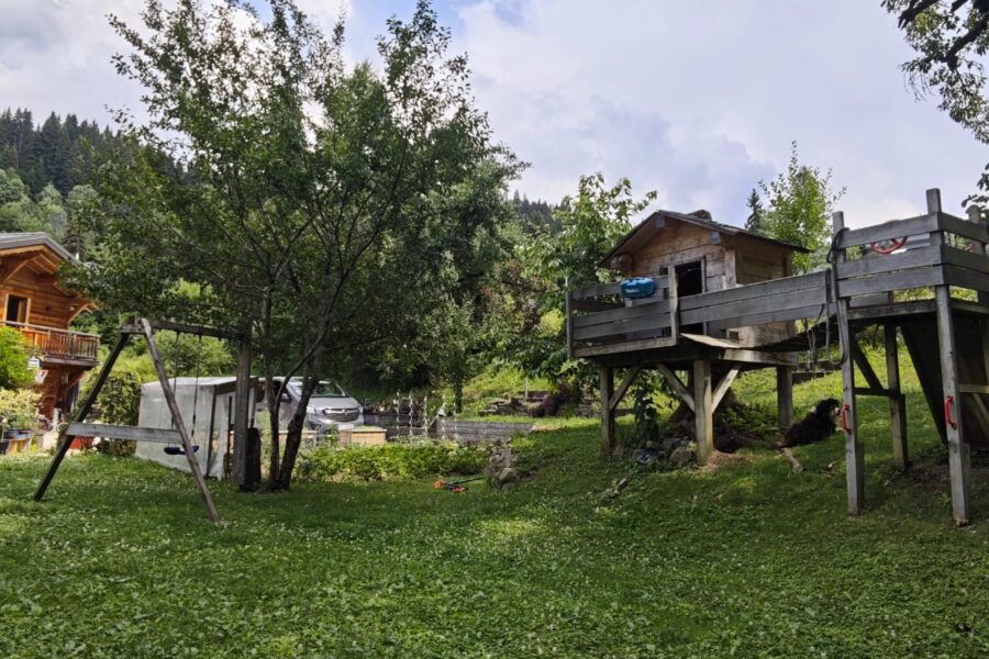 Maison à vendre à Arâches-la-Frasse — Vue montagne — photo 8