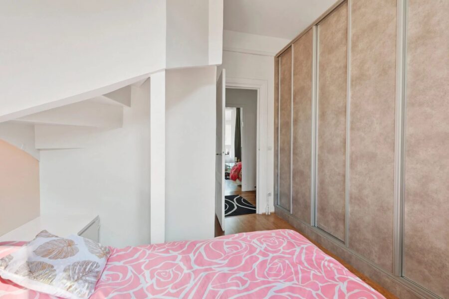 Appartement à vendre à Paris 16e arrondissement — Vue sur la ville — photo 7