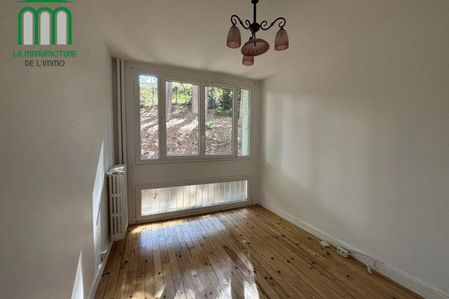 Appartement à vendre à Saint-Étienne — Vue nature — photo 17