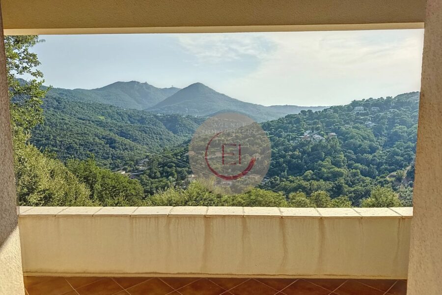 Maison à vendre à Les Adrets-de-l&rsquo;Estérel — Vue montagne — photo 28