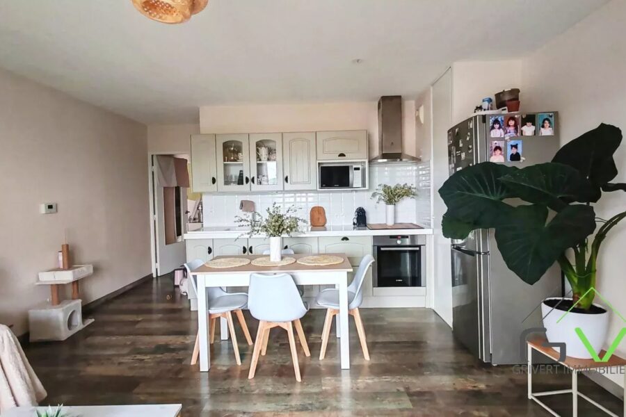 Appartement à vendre à Nîmes — Vue sur la ville — photo 3
