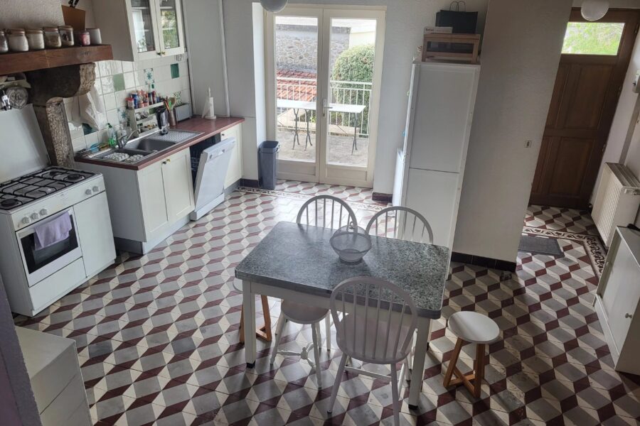 Maison à vendre à Dommartin — Vue montagne — photo 5