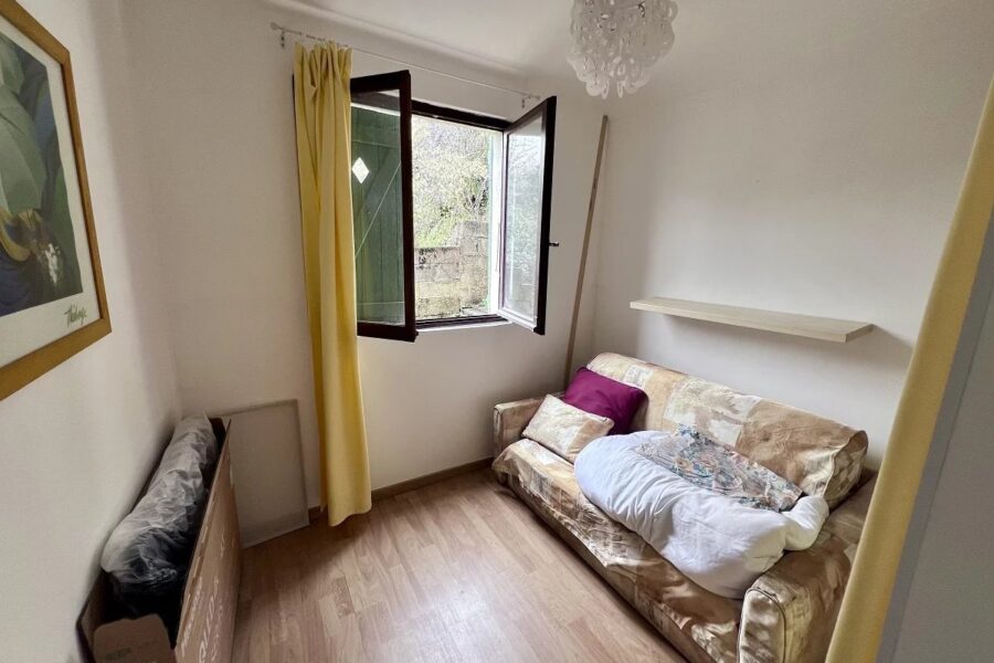 Maison à vendre à Roure — Vue montagne — photo 9