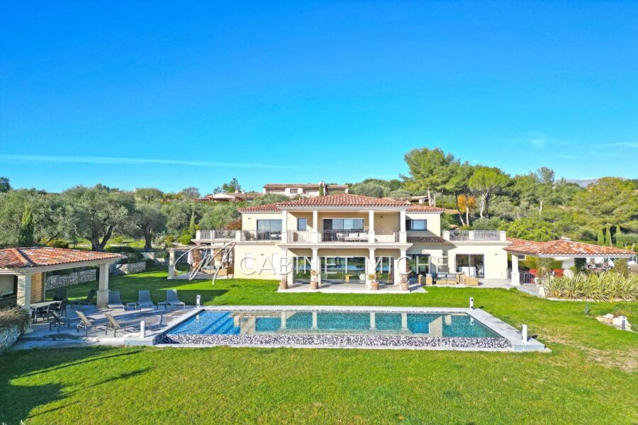 Maison à vendre à Roquefort-les-Pins — Vue mer — photo 2