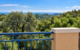 Appartement à vendre à Roquefort-les-Pins — Vue mer — photo 1