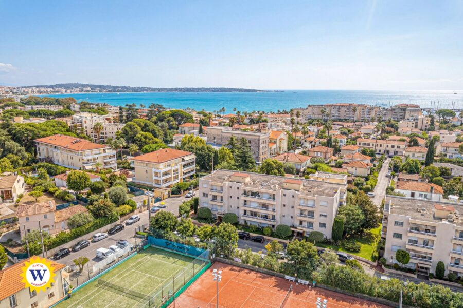 Appartement à louer à Golfe-Juan — Vue mer — photo 1