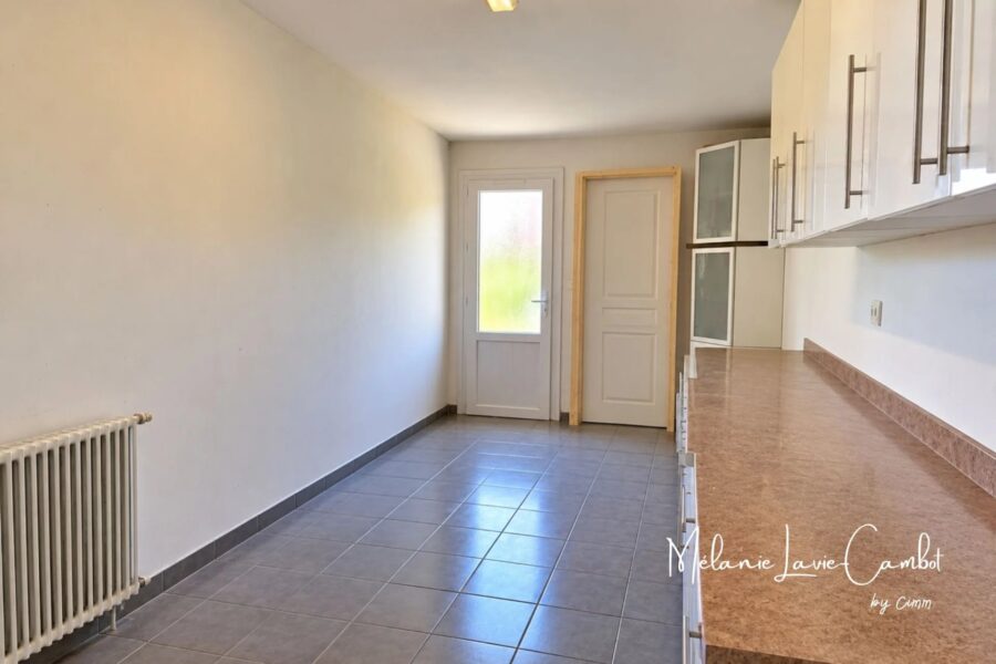 Maison à vendre à Val-de-Livenne — Vue nature — photo 12