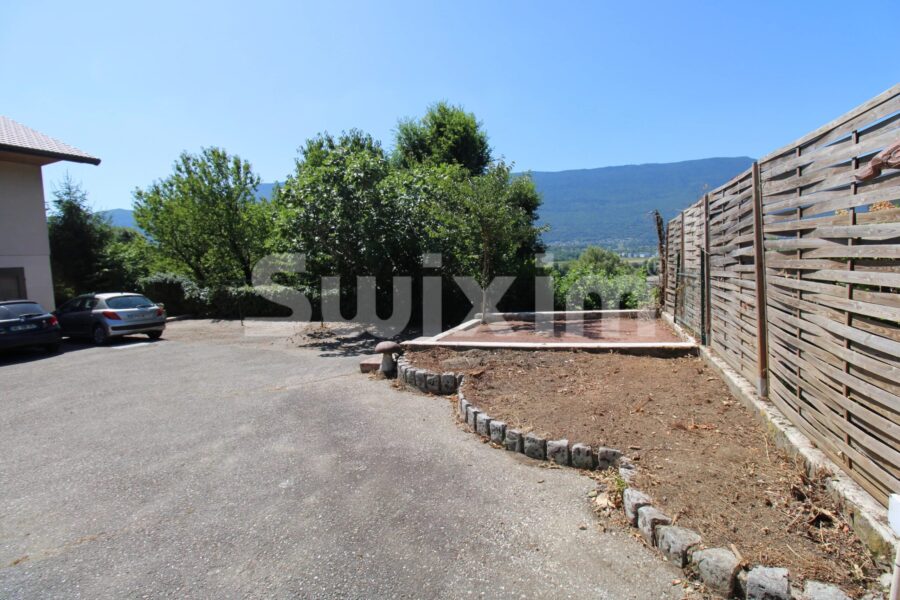 Maison à vendre à Voglans — Vue montagne — photo 2