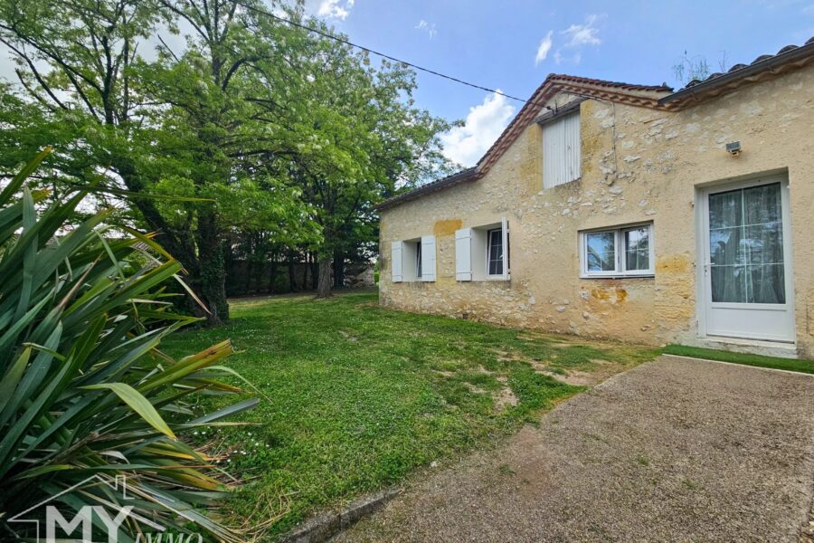 Maison à vendre à Les Lèves-et-Thoumeyragues — Vue montagne — photo 38