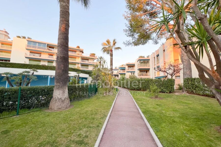 Appartement à vendre à Cannes — Vue parc & jardin — photo 23