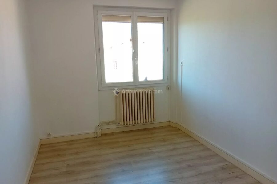 Maison à vendre à Carmaux — Vue parc & jardin — photo 14