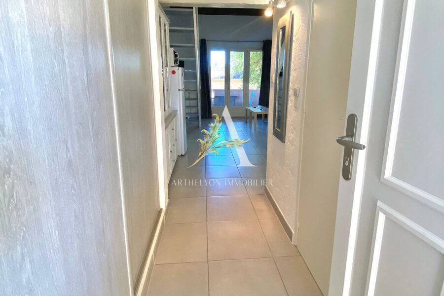 Appartement à vendre à Roquebrune-sur-Argens — Vue nature — photo 9