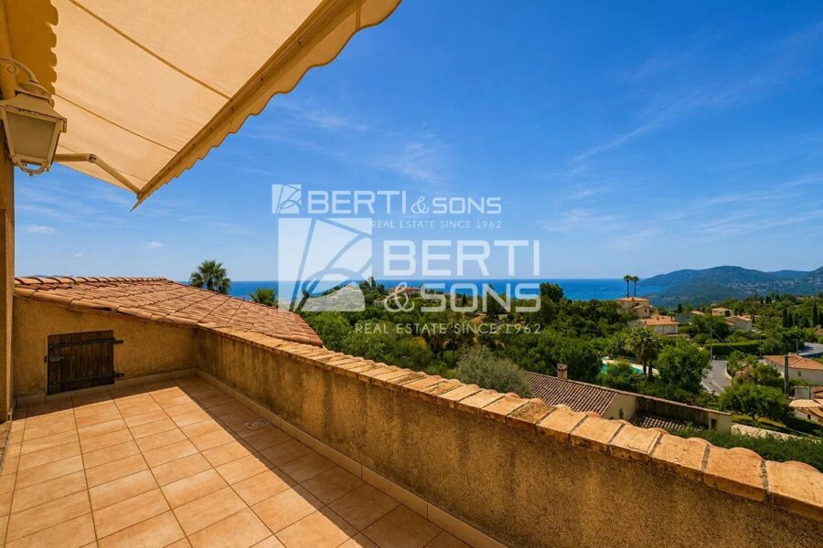Maison à vendre à Mandelieu-la-Napoule — Vue mer — photo 11