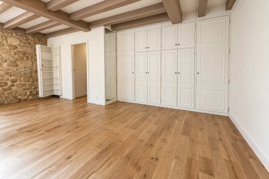 Appartement à vendre à Paris 4e arrondissement — Vue parc & jardin — photo 4