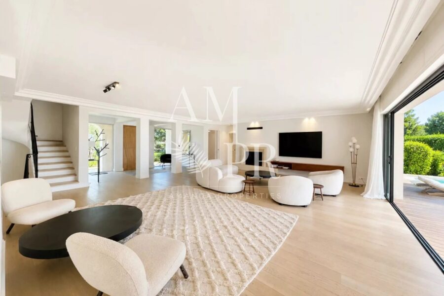 Maison à vendre à Cannes — Vue mer — photo 9