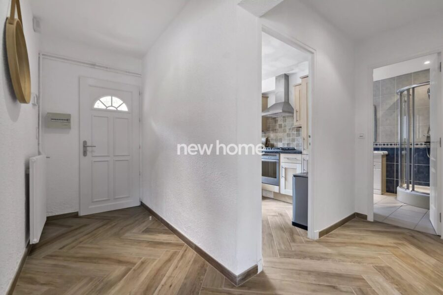 Maison à vendre à Sainte-Maxime — Vue montagne — photo 18
