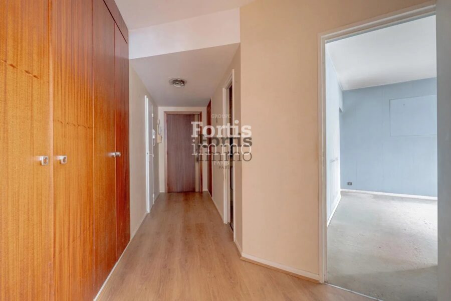 Appartement à vendre à Paris 4e arrondissement — Vue sur la ville — photo 10