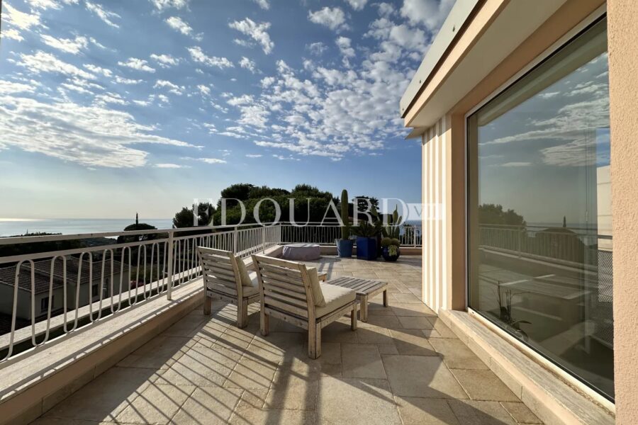 Appartement à louer à Roquebrune-Cap-Martin — Vue mer — photo 2