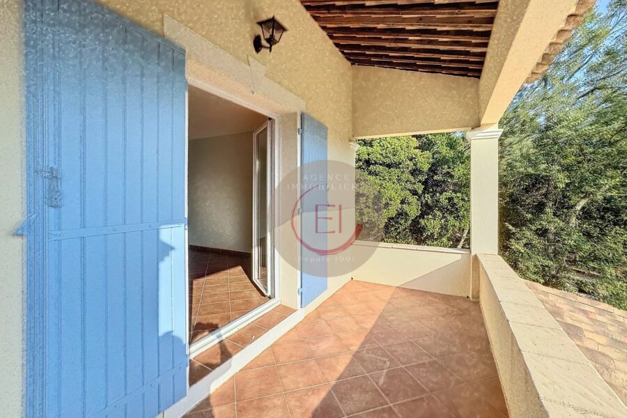 Maison à vendre à Les Adrets-de-l&rsquo;Estérel — Vue montagne — photo 29