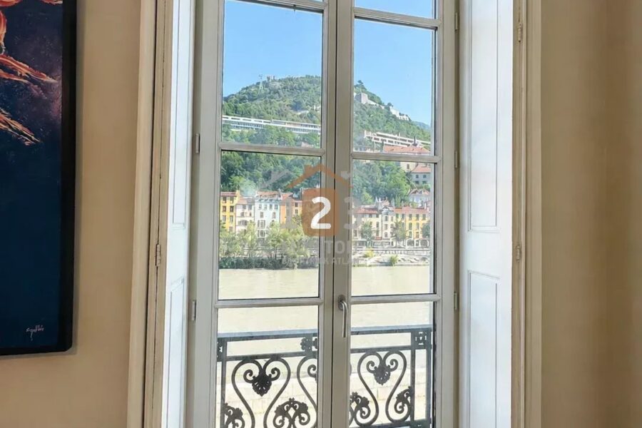 Appartement à vendre à Grenoble — Vue montagne — photo 1