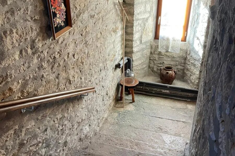Maison à vendre à La Canourgue — Vue montagne — photo 3