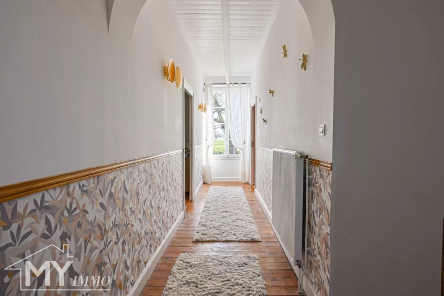 Maison à vendre à Saint-Méard-de-Gurçon — Vue montagne — photo 9