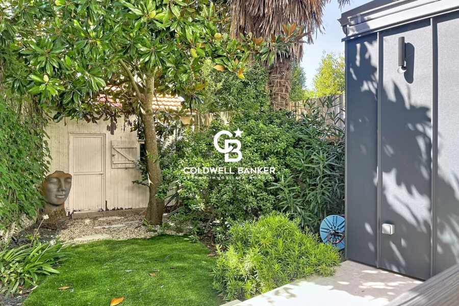 Maison à vendre à La Rochelle — Vue parc & jardin — photo 3