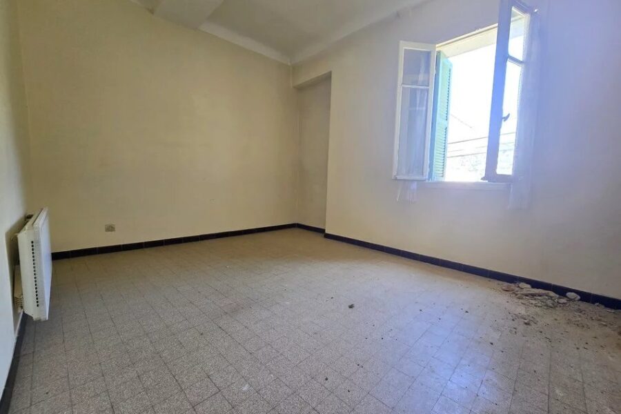 Maison à vendre à Tourrette-Levens — Vue montagne — photo 18