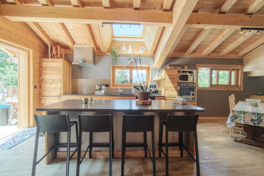 Maison à vendre à Arâches-la-Frasse — Vue montagne — photo 13