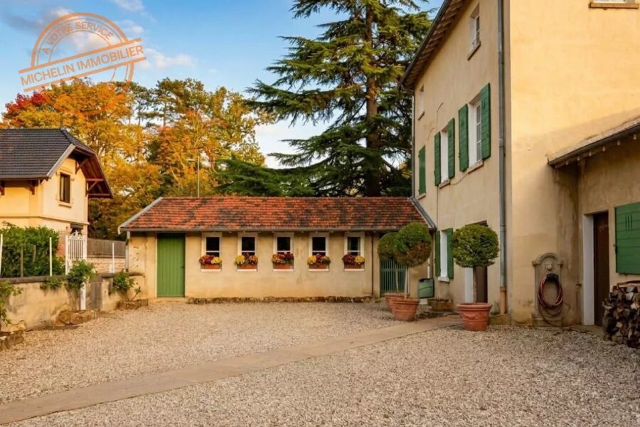 Maison à vendre à Champagne-au-Mont-d&rsquo;Or — Vue parc & jardin — photo 7