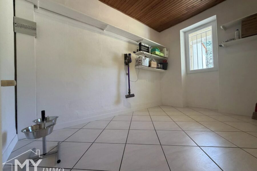 Maison à vendre à Saint-Vincent-de-Pertignas — Vue parc & jardin — photo 12