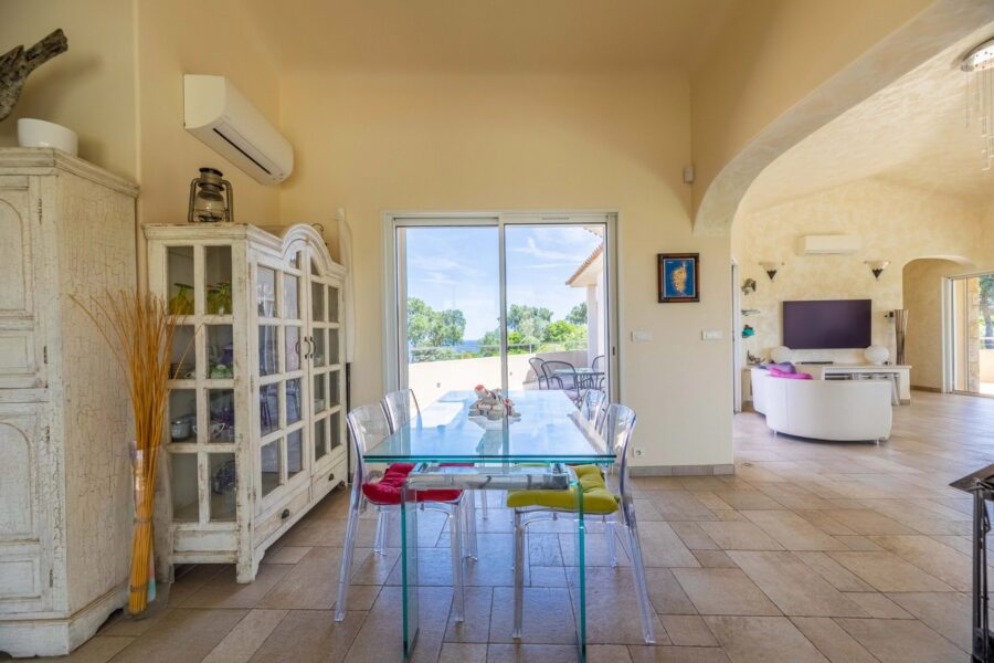 Maison à vendre à Sainte-Lucie-de-Porto-Vecchio — Vue mer — photo 10