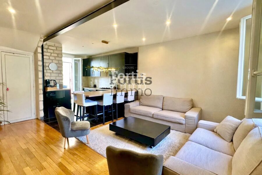 Maison à vendre à Choisy-le-Roi — Vue sur la ville — photo 2