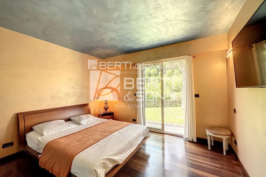 Maison à vendre à Mandelieu-la-Napoule — Vue montagne — photo 10
