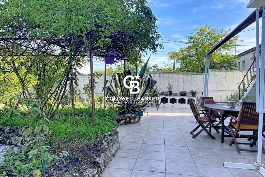 Maison à vendre à Saintes — Vue parc & jardin — photo 22