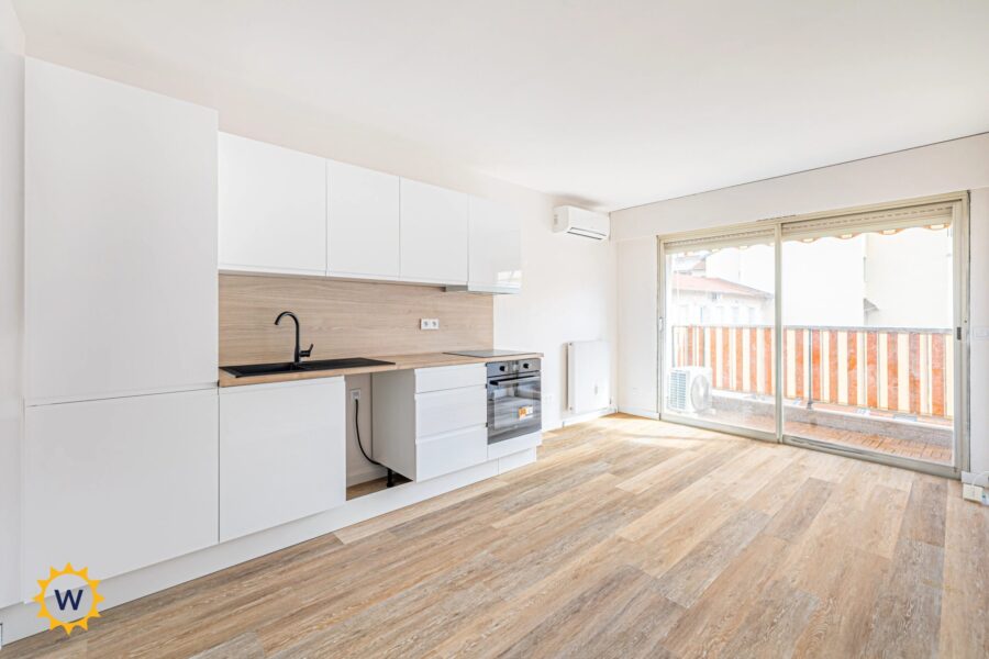 Appartement à vendre à Nice — Vue sur la ville — photo 4