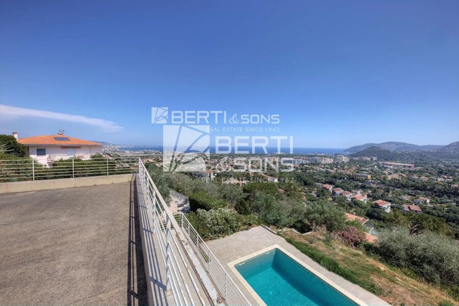 Maison à vendre à Mandelieu-la-Napoule — Vue mer — photo 13