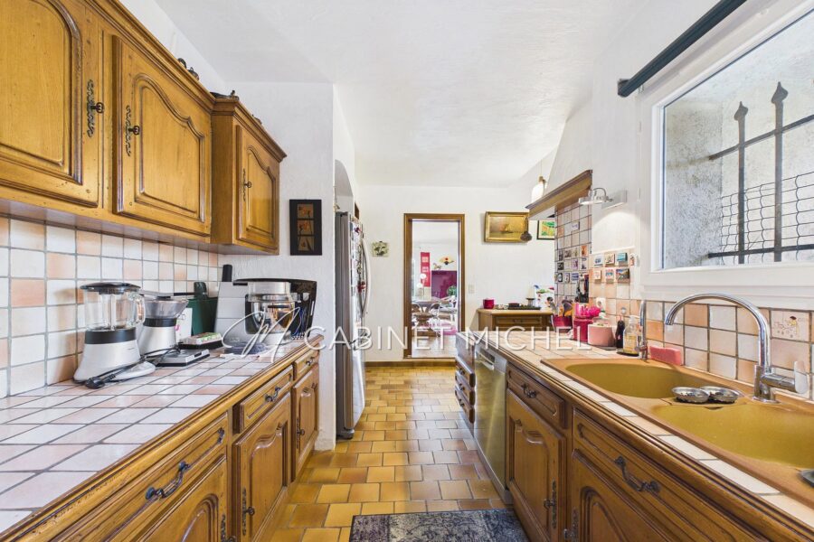 Maison à vendre à Roquefort-les-Pins — Vue dégagée — photo 12