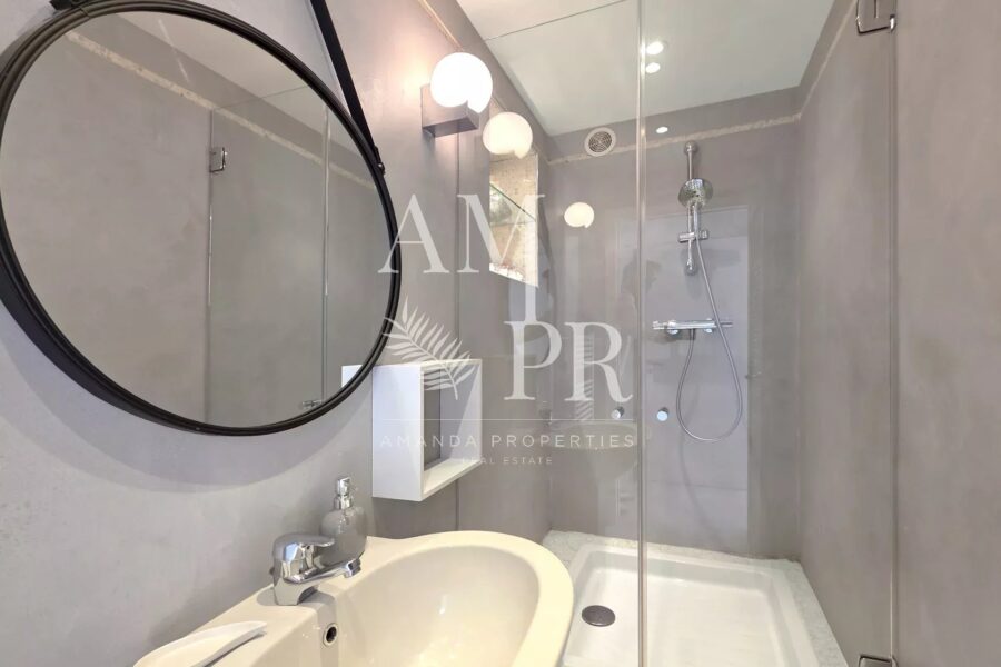 Maison à vendre à Vallauris — Vue mer — photo 19