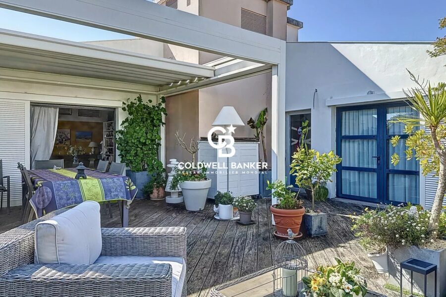 Appartement à vendre à La Rochelle — Vue parc & jardin — photo 2