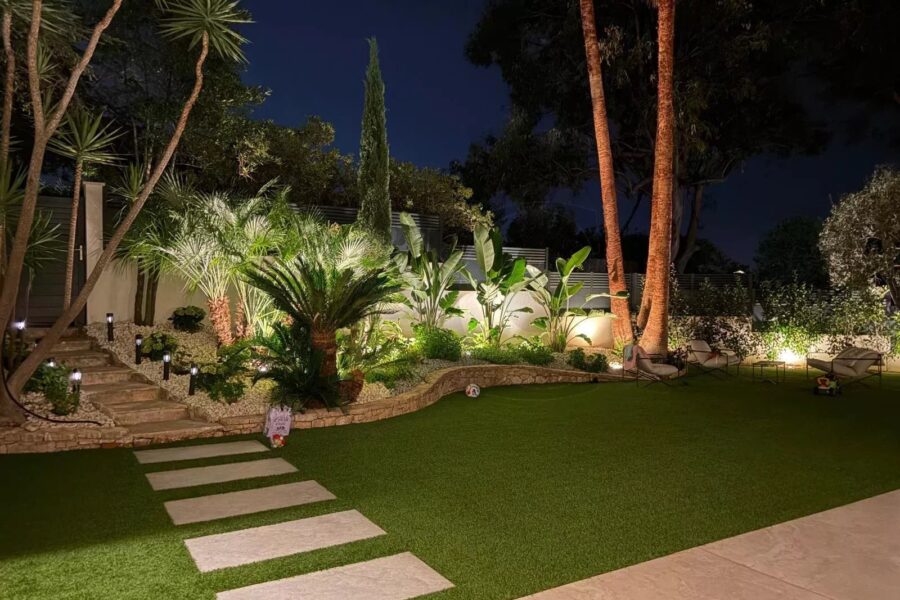 Maison à vendre à Villeneuve-Loubet — Vue parc & jardin — photo 18