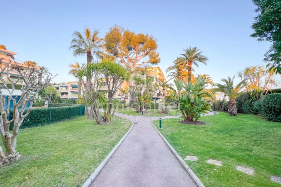 Appartement à vendre à Cannes — Vue parc & jardin — photo 22