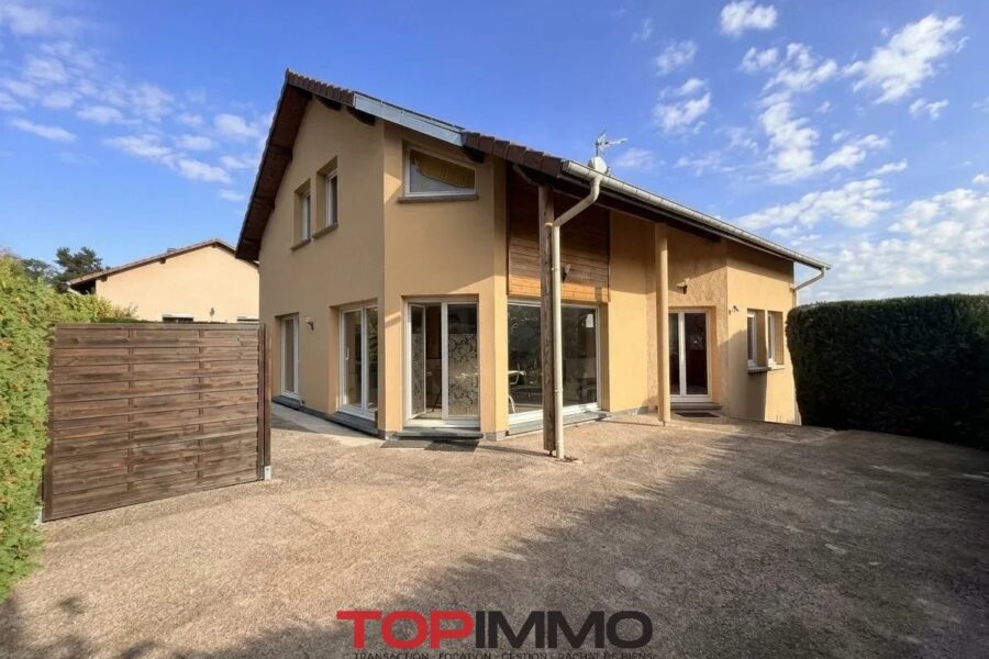 Maison à vendre à Saint-Michel-sur-Meurthe — Vue parc & jardin — photo 2