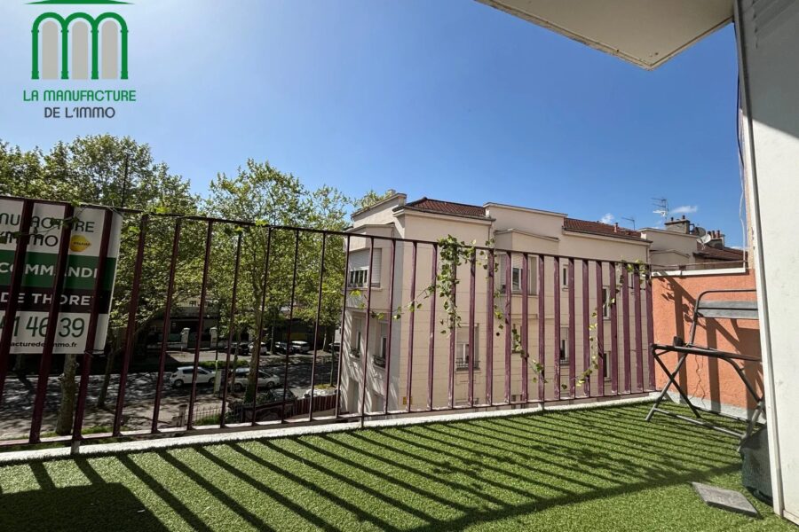 Appartement à vendre à Saint-Étienne — Vue sur la ville — photo 7