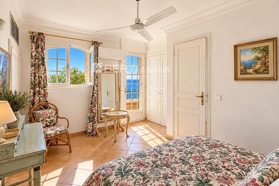 Maison à vendre à Théoule-sur-Mer — Vue mer — photo 8