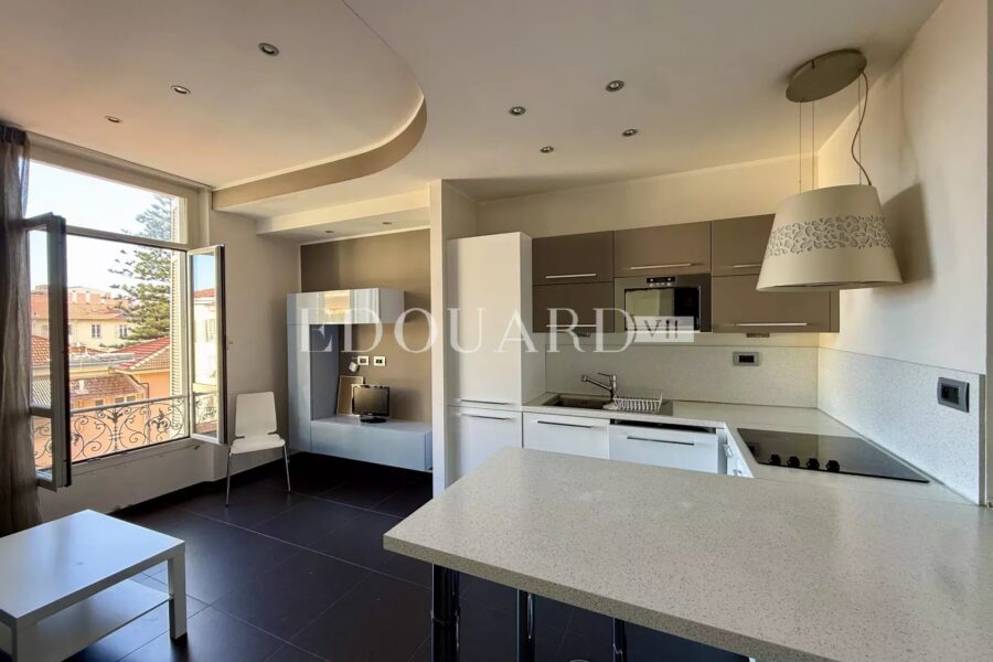 Appartement à vendre à Menton — Vue sur la ville — photo 8