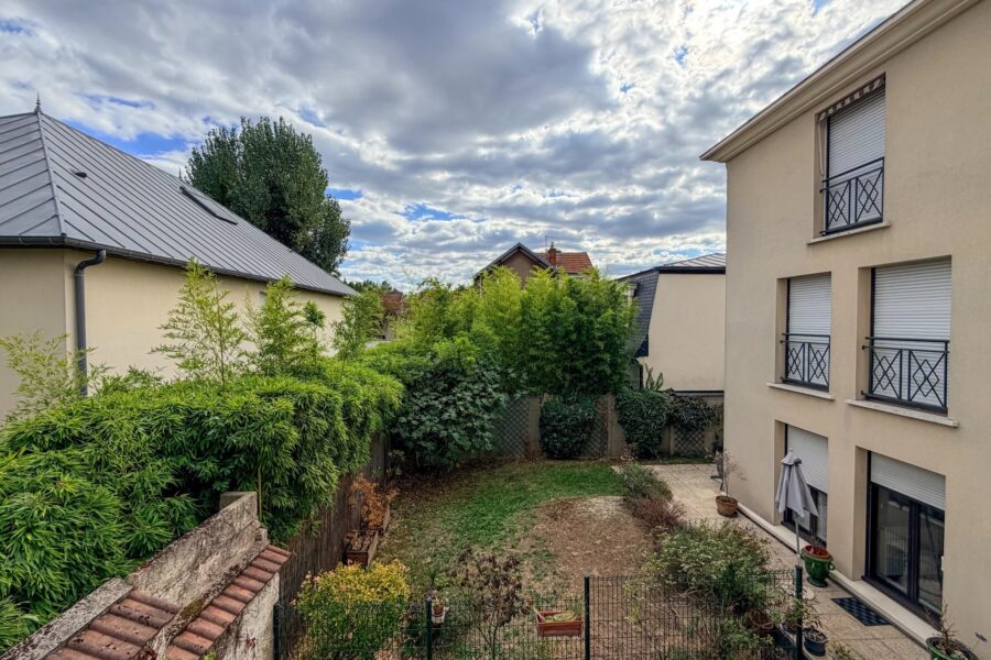 Appartement à vendre à Le Raincy — Vue parc & jardin — photo 2