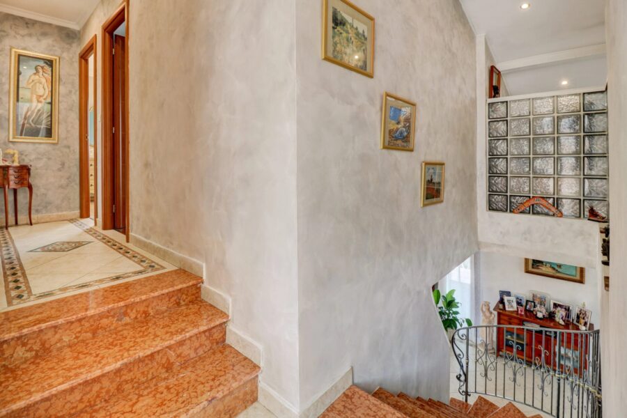 Maison à vendre à La Trinité — Vue montagne — photo 33