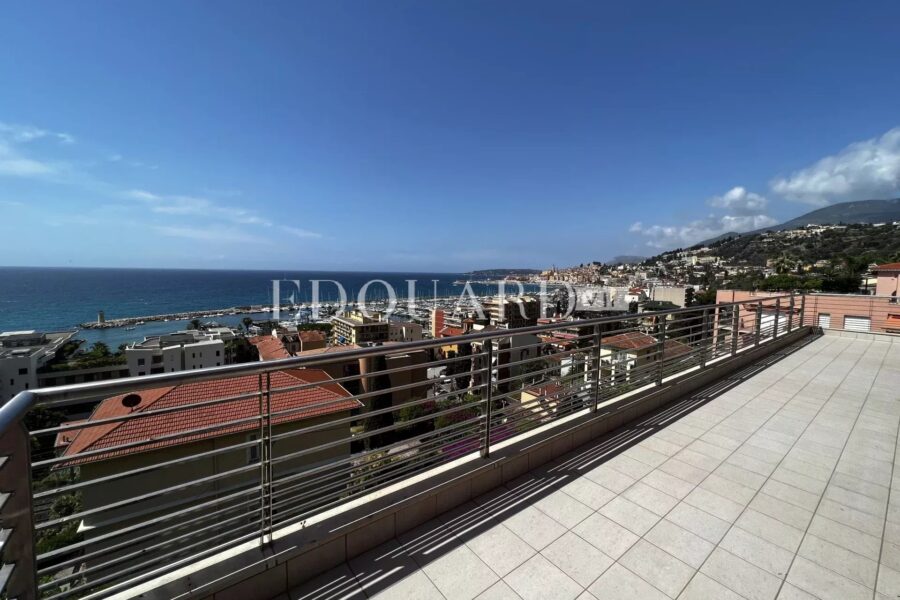 Appartement à vendre à Menton — Vue mer — photo 1