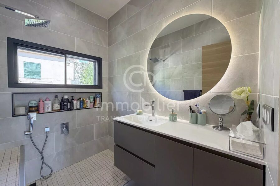 Maison à vendre à Cannes — Vue parc & jardin — photo 10